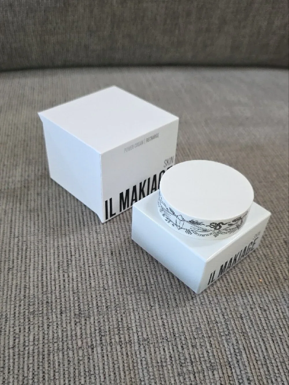 IL MAKIAGE Power Cream Recharge, New In Box, Anti-Aging Moisturizer, 1.69oz. - Picture 9 of 10